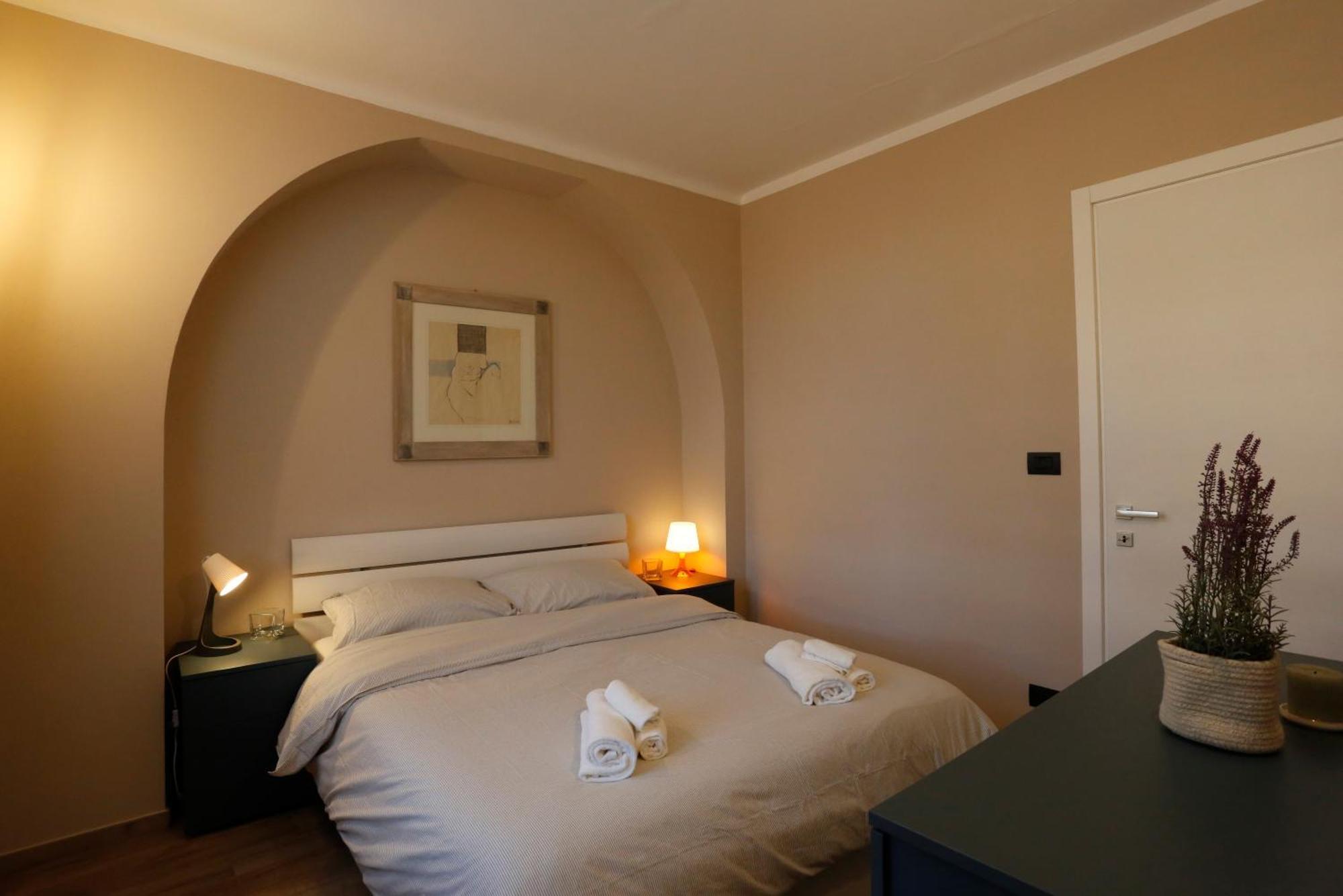 Via Roma Guest House Cherasco Ngoại thất bức ảnh